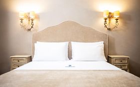 Le Camere Dei Conti - Guest House